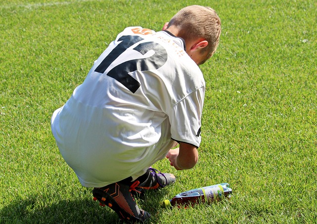 却被对手强 却被对手强